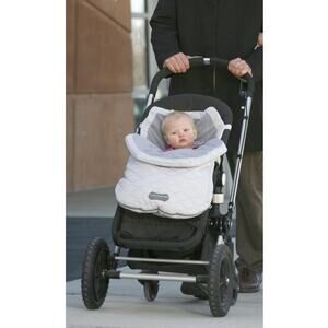 JJ Cole Urban Bundleme Infant Up To 21 lbs Weather Resistant Car Seat Cover Pink